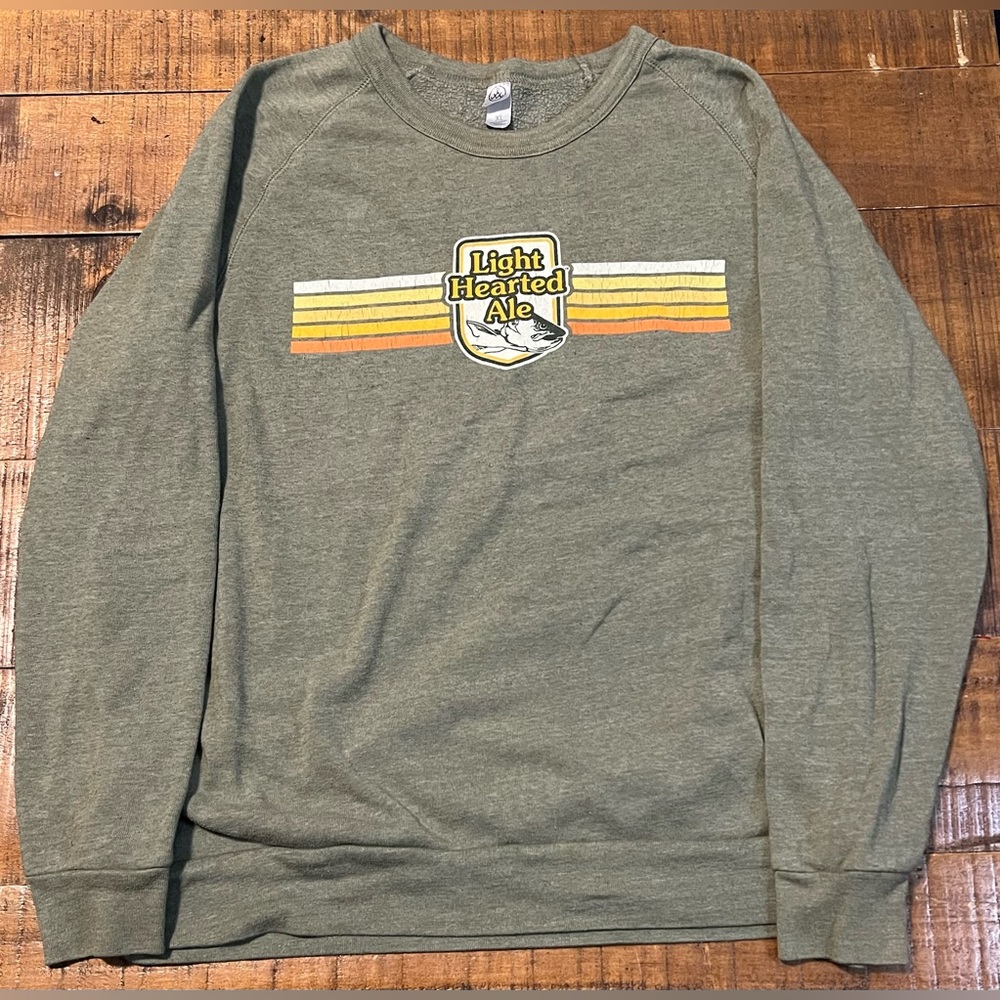 Light Hearted Ale Sweatshirt XL (22x24.5)